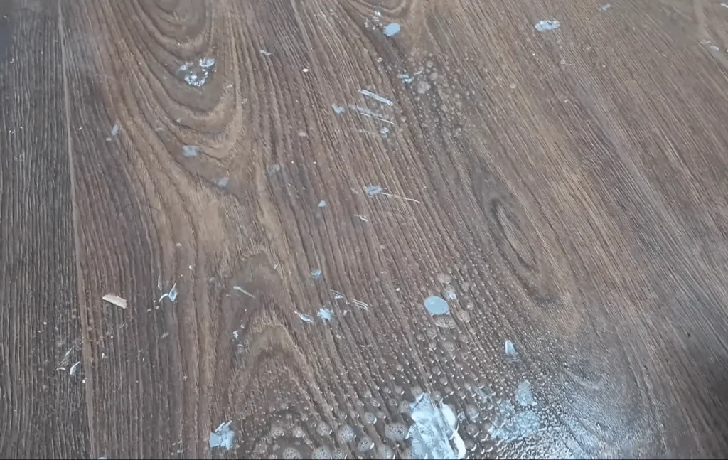 Paint OFF laminate Flooring